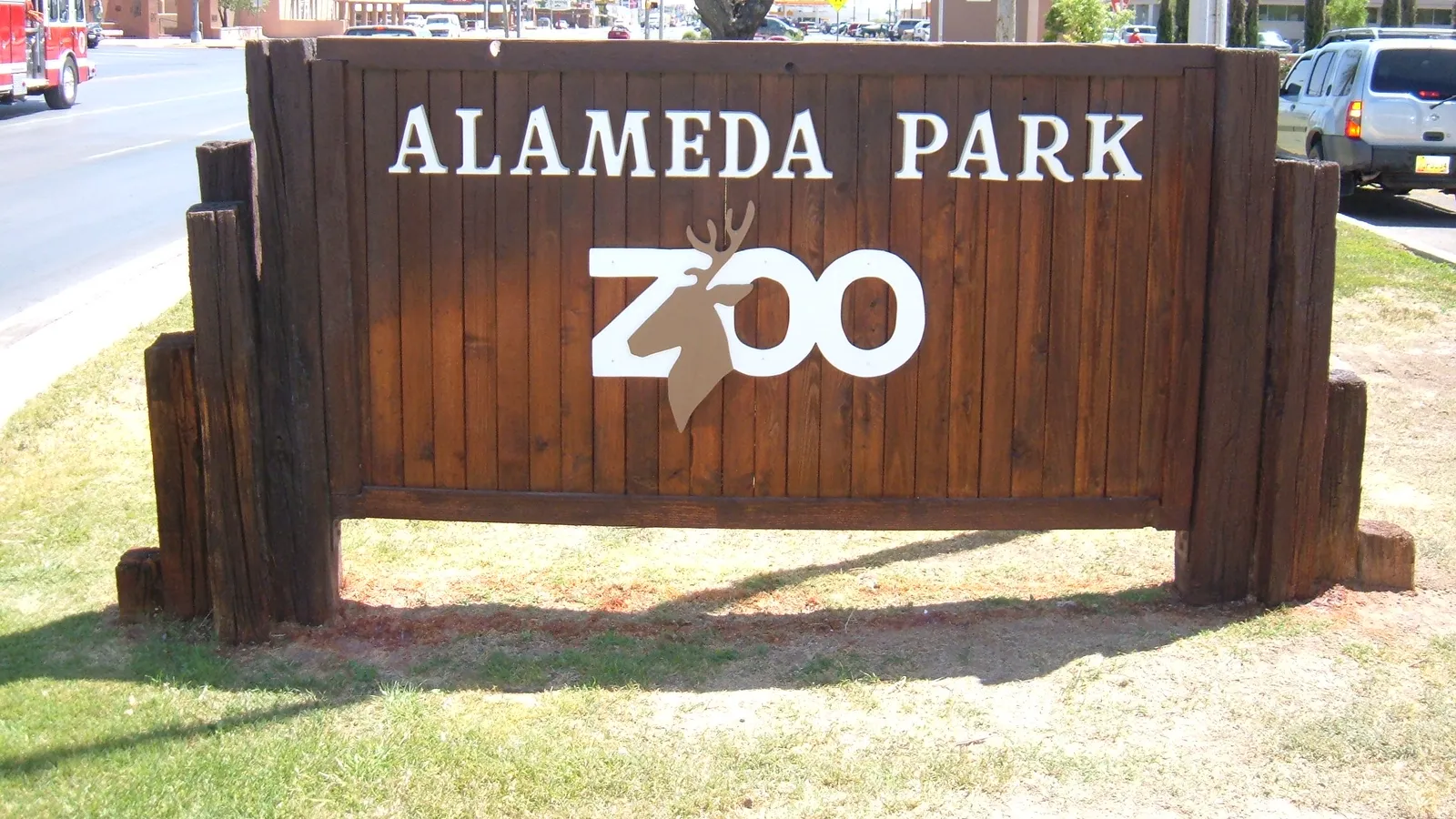Alameda Park Zoo — hero image