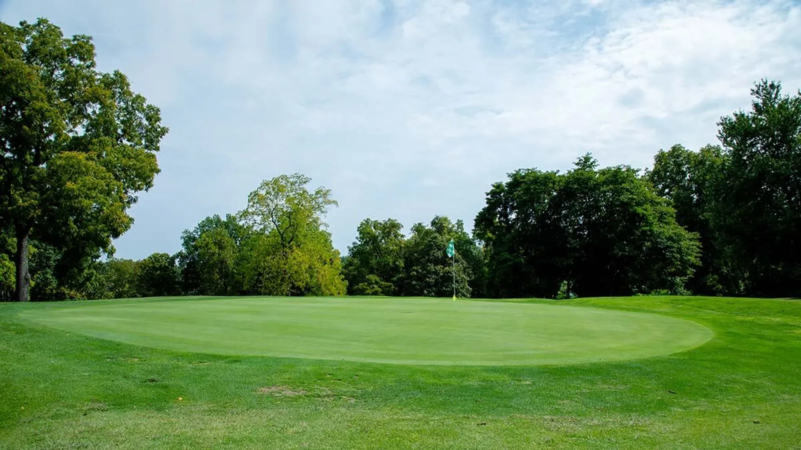 Cascades Golf Course — hero image