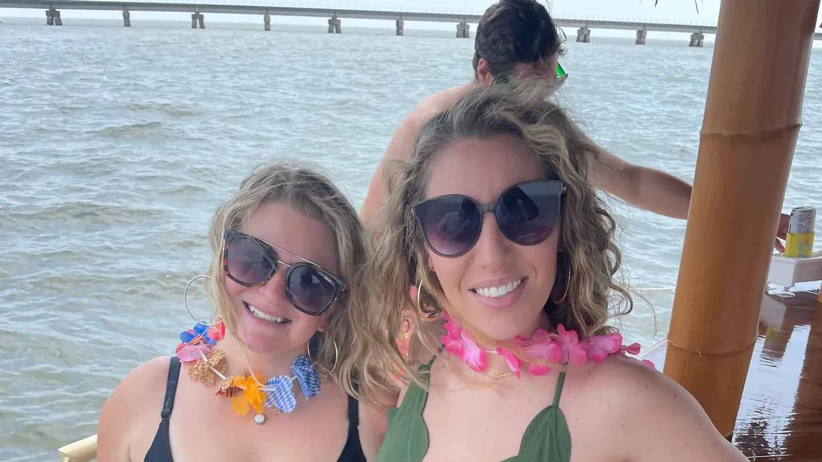 Cruisin' Tikis Bay St. Louis — hero image