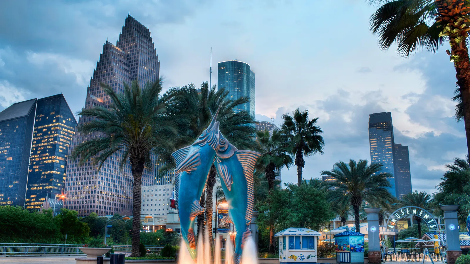Downtown Aquarium — hero image