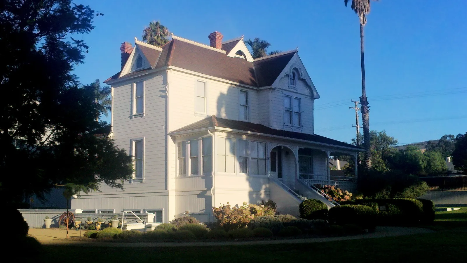 Dudley House — hero image