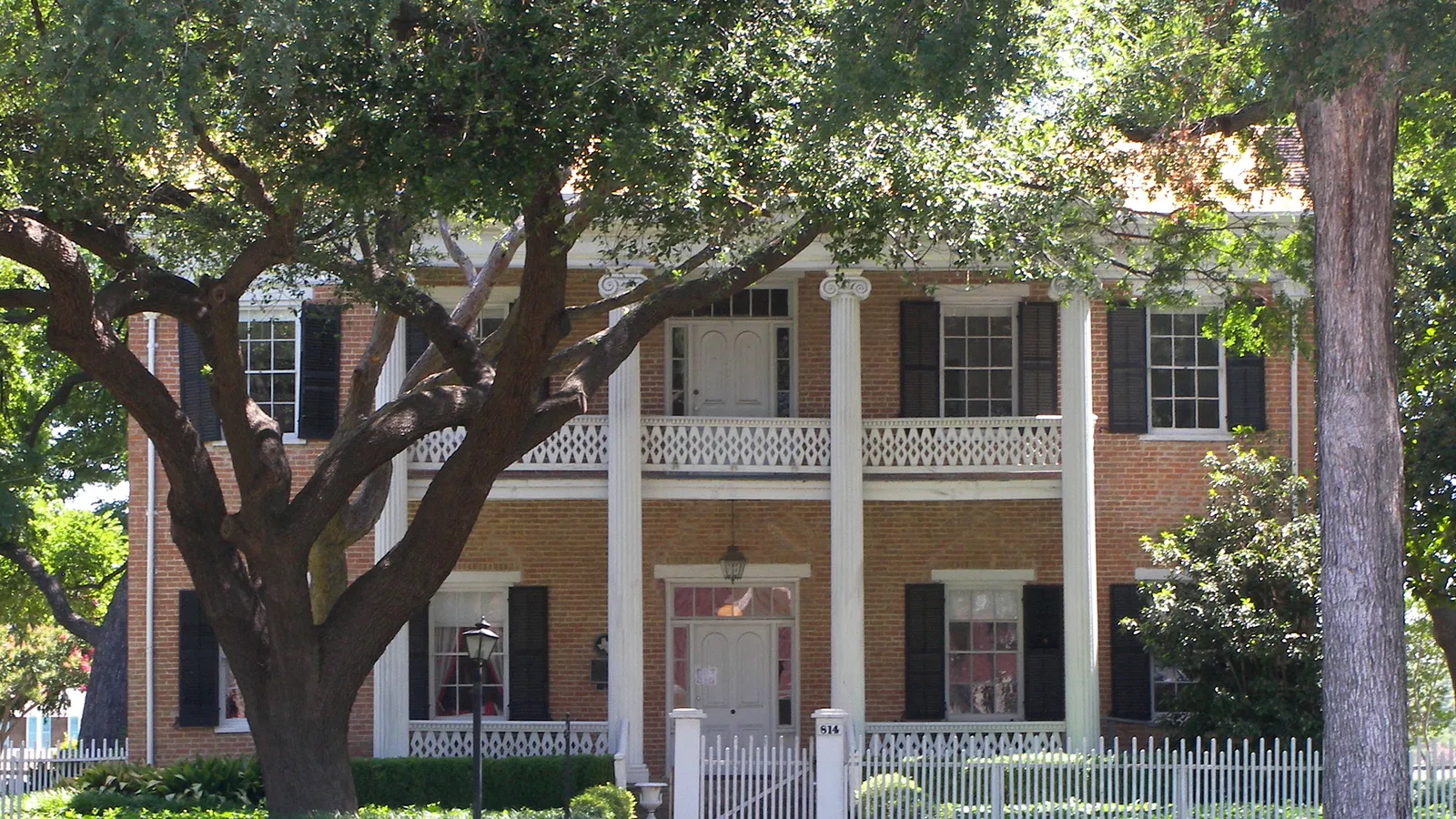 Earle-Napier-Kinnard House — hero image