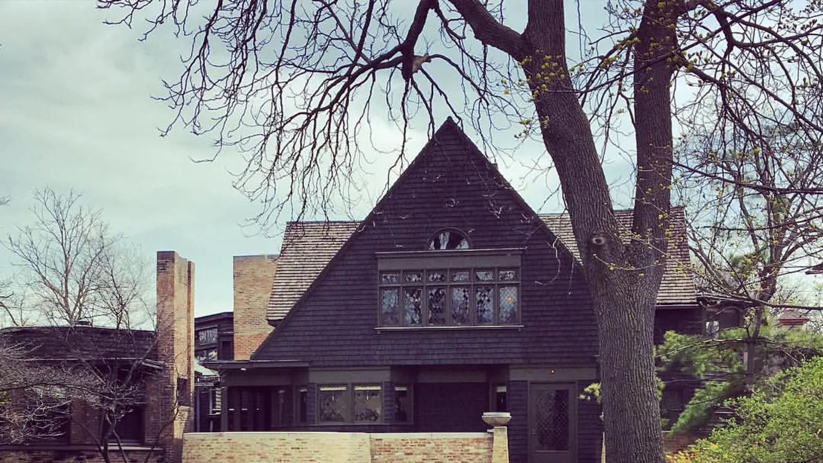 Frank Lloyd Wright Home and Studio — hero image