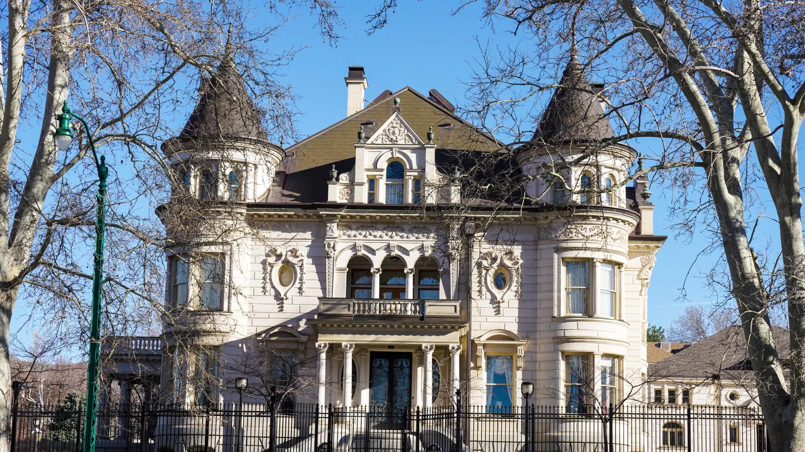 Governor's Mansion — hero image