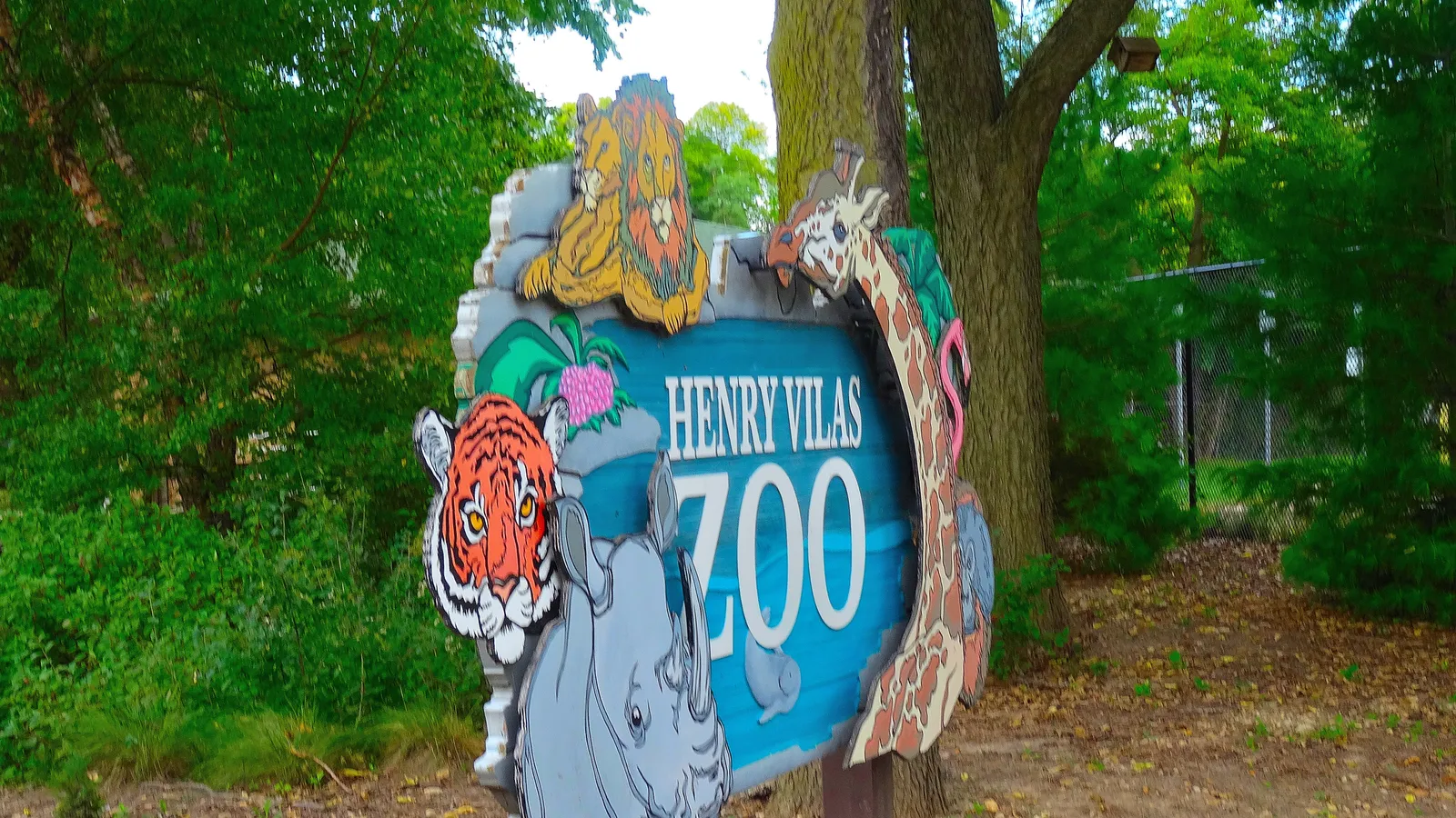 Henry Vilas Zoo — hero image