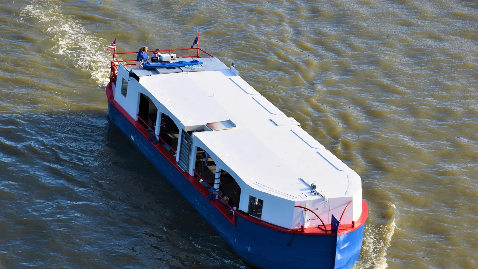 J&M Cruise Lines — hero image