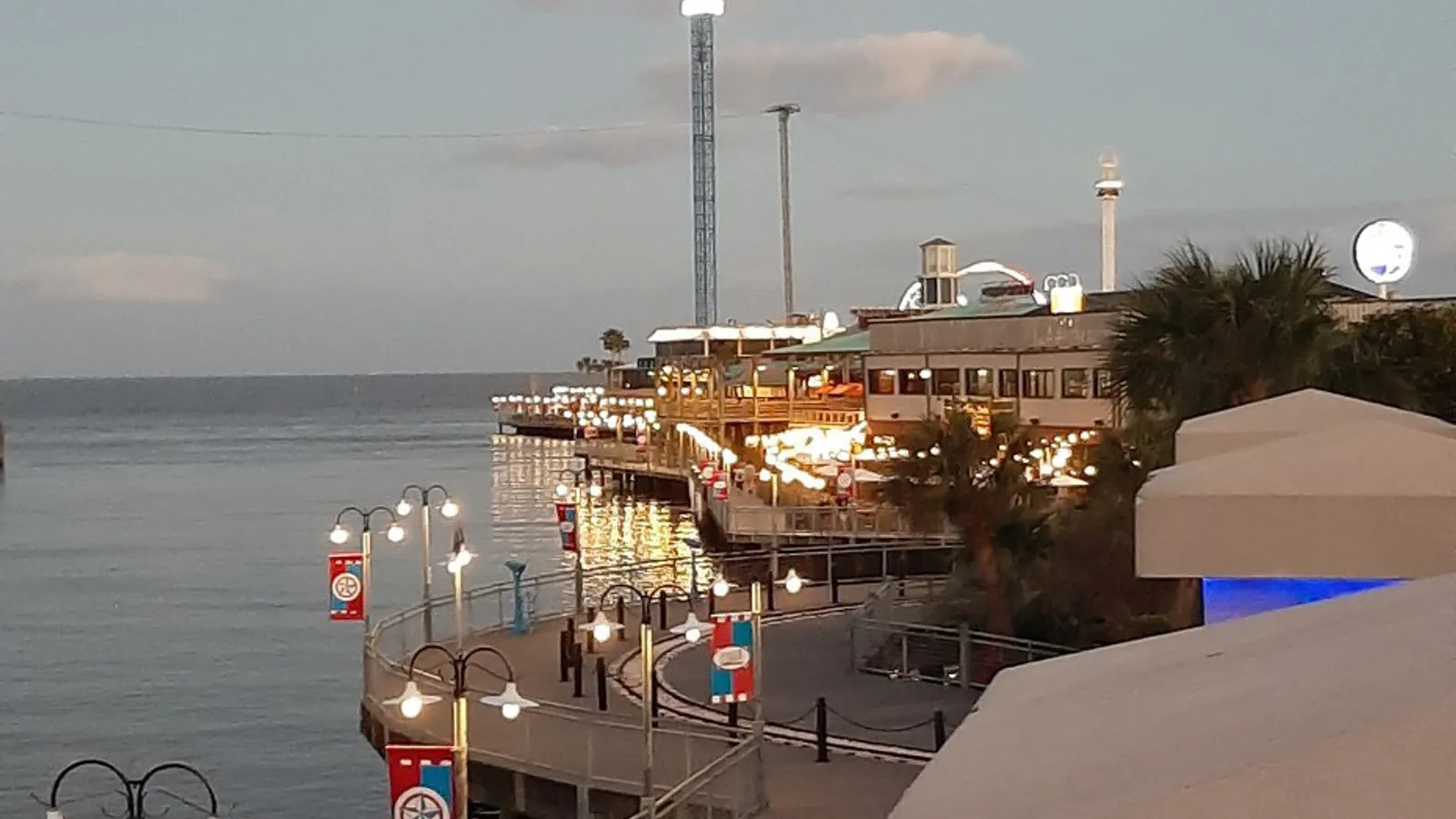 Kemah Boardwalk — hero image
