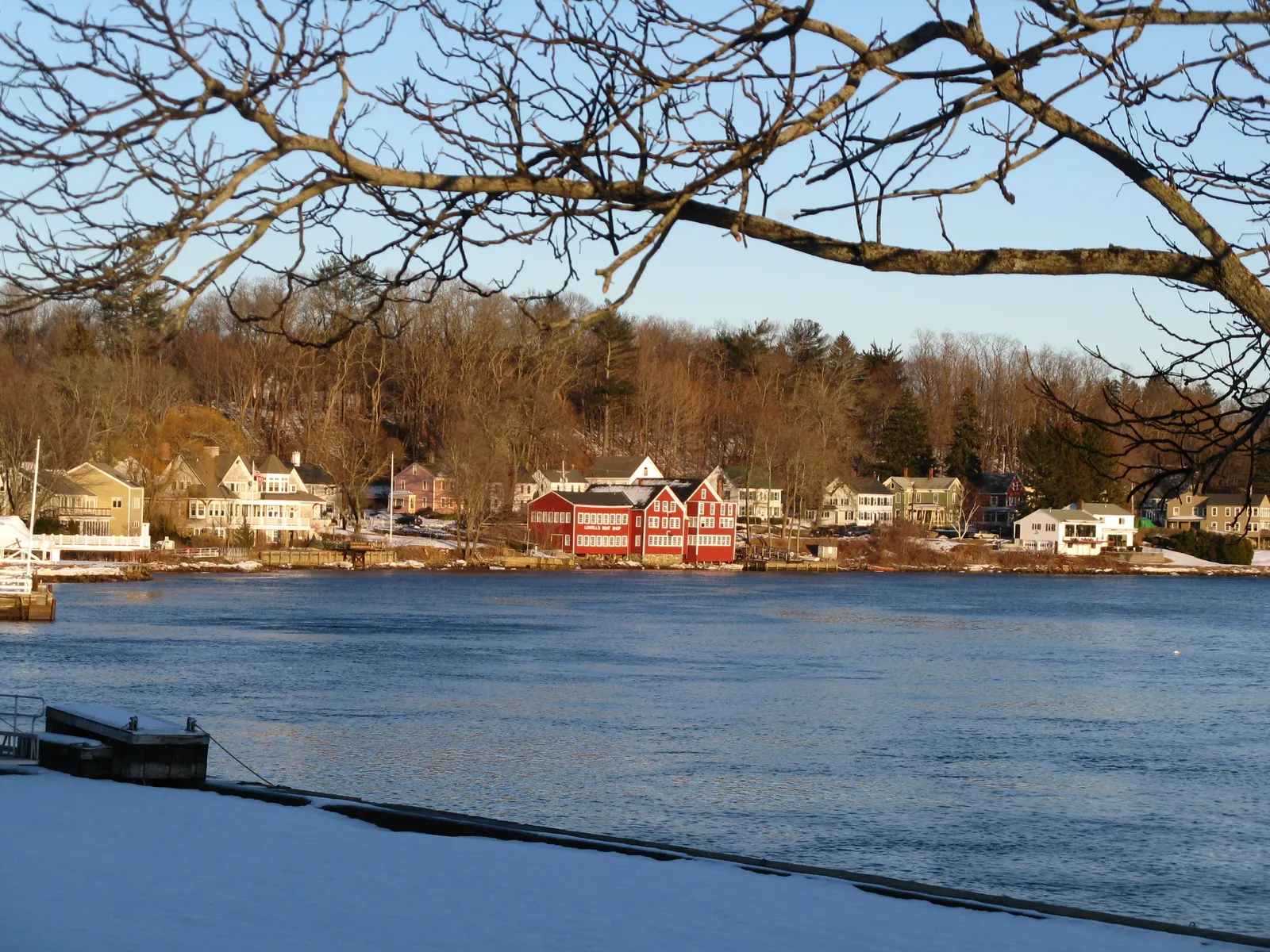 Lowell's Boat Shop — photo 1