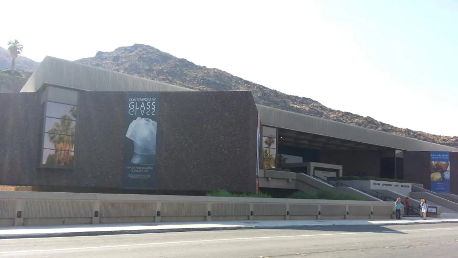 Palm Springs Art Museum — hero image