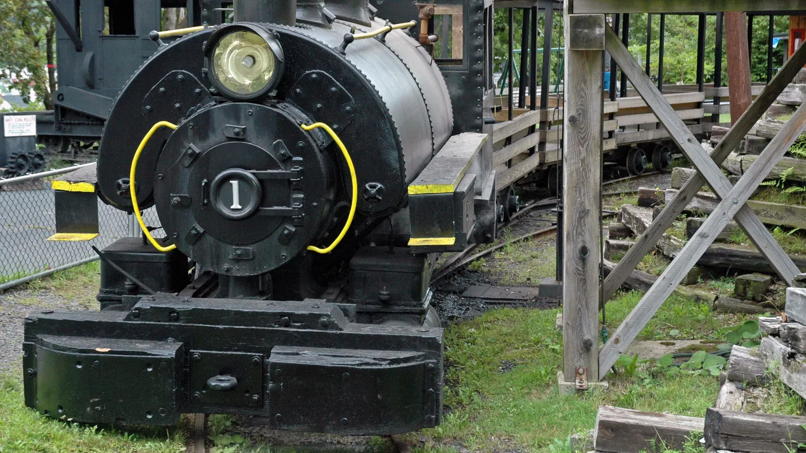 Pioneer Tunnel Coal Mine & Steam Train — hero image