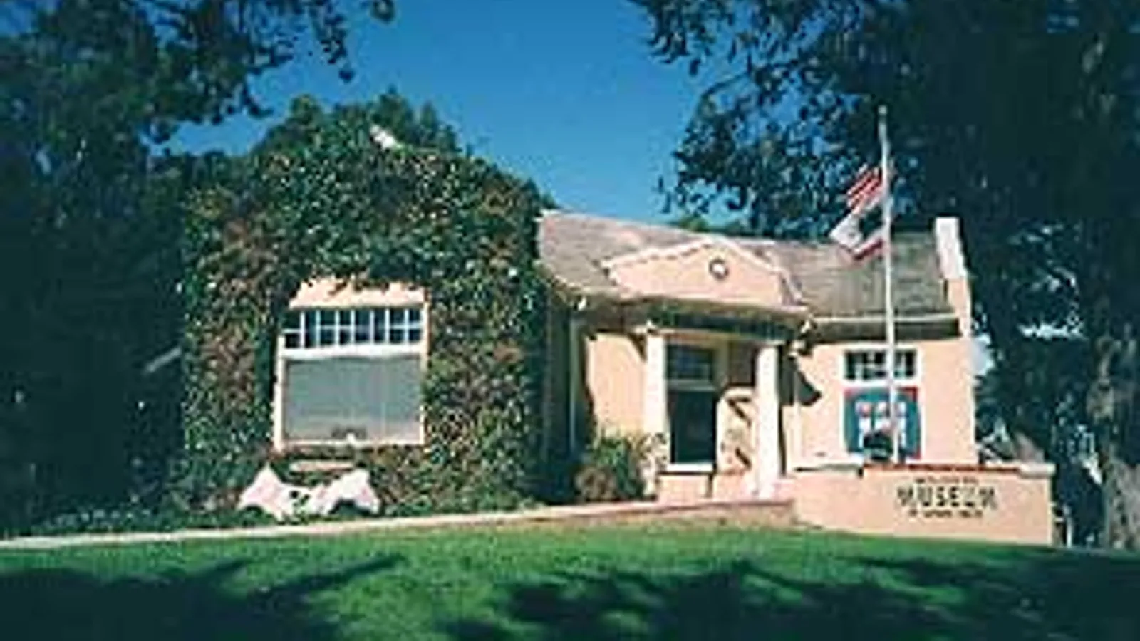 Santa Cruz Museum of Natural History — hero image
