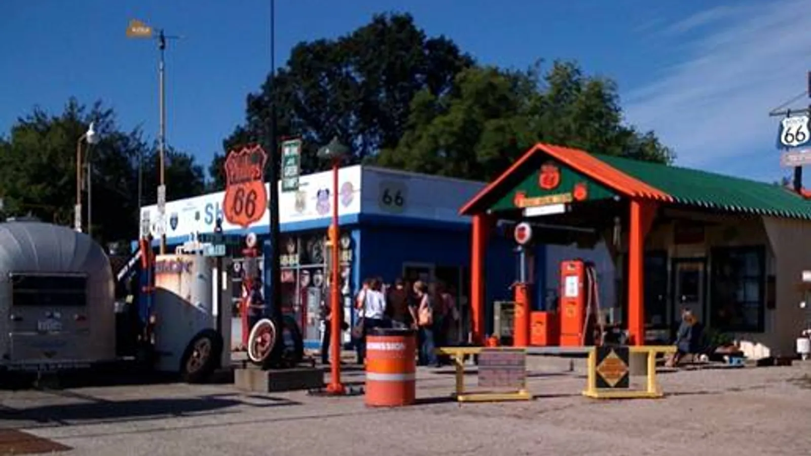 Shea's Gas Station Museum — hero image
