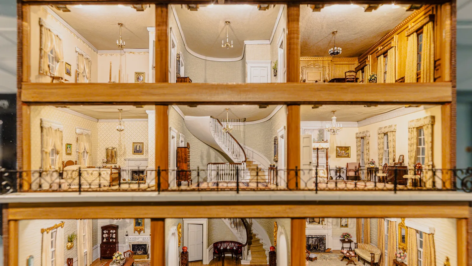 The National Museum of Toys and Miniatures — hero image