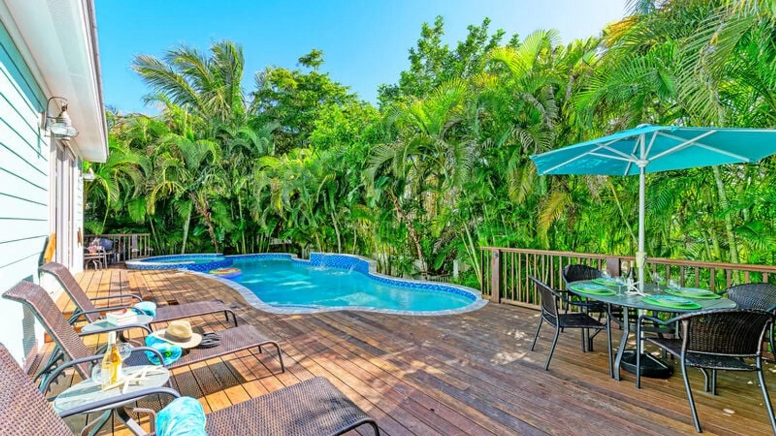 Vacation rental in Holmes Beach — primary photo