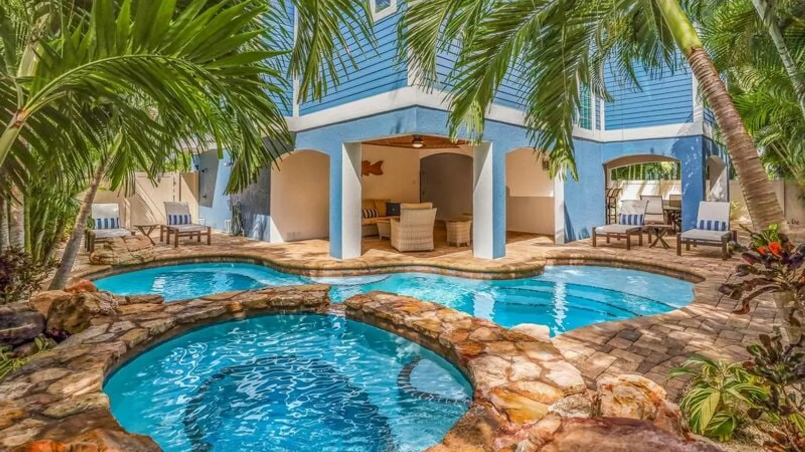 Vacation rental in Holmes Beach — primary photo
