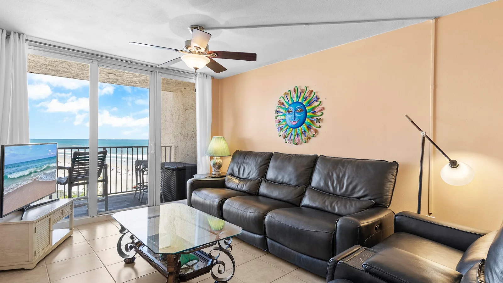 Oceania Plaza 808 — primary photo
