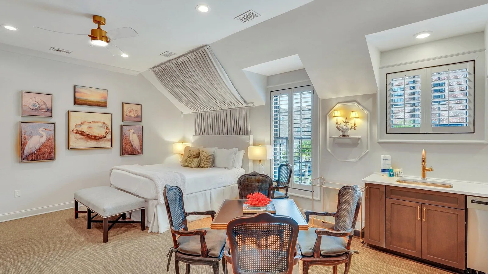 Apartment in Savannah — primary photo