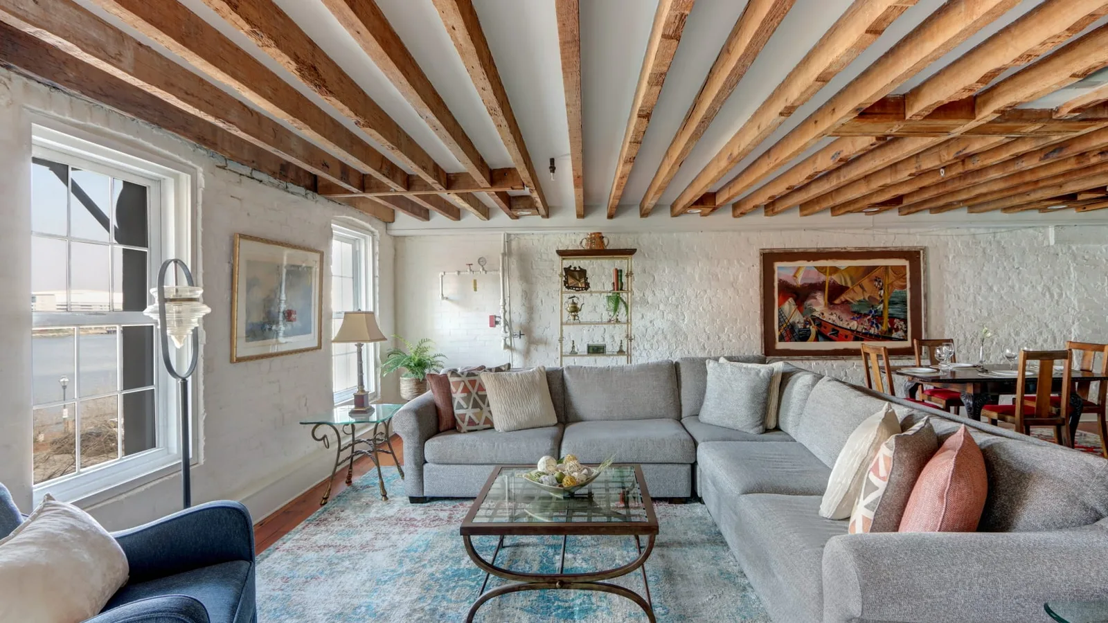Apartment in Savannah — primary photo