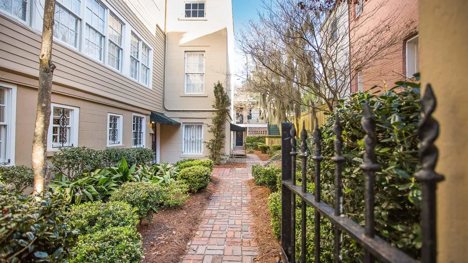 Condo in Savannah — primary photo