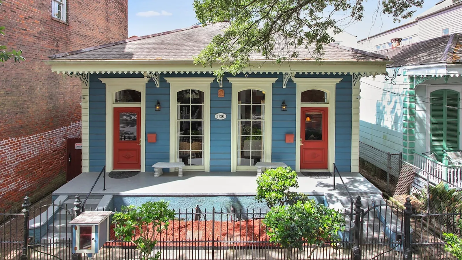 Beautiful Poland Maison for Two at 1708 — primary photo