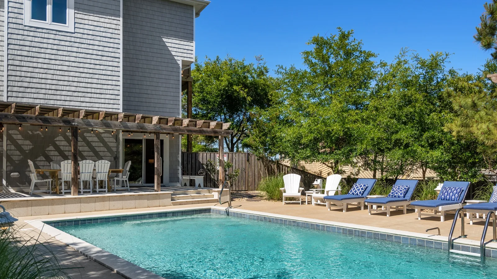 DU100: Duck Side of the Moon - Village Realty — primary photo