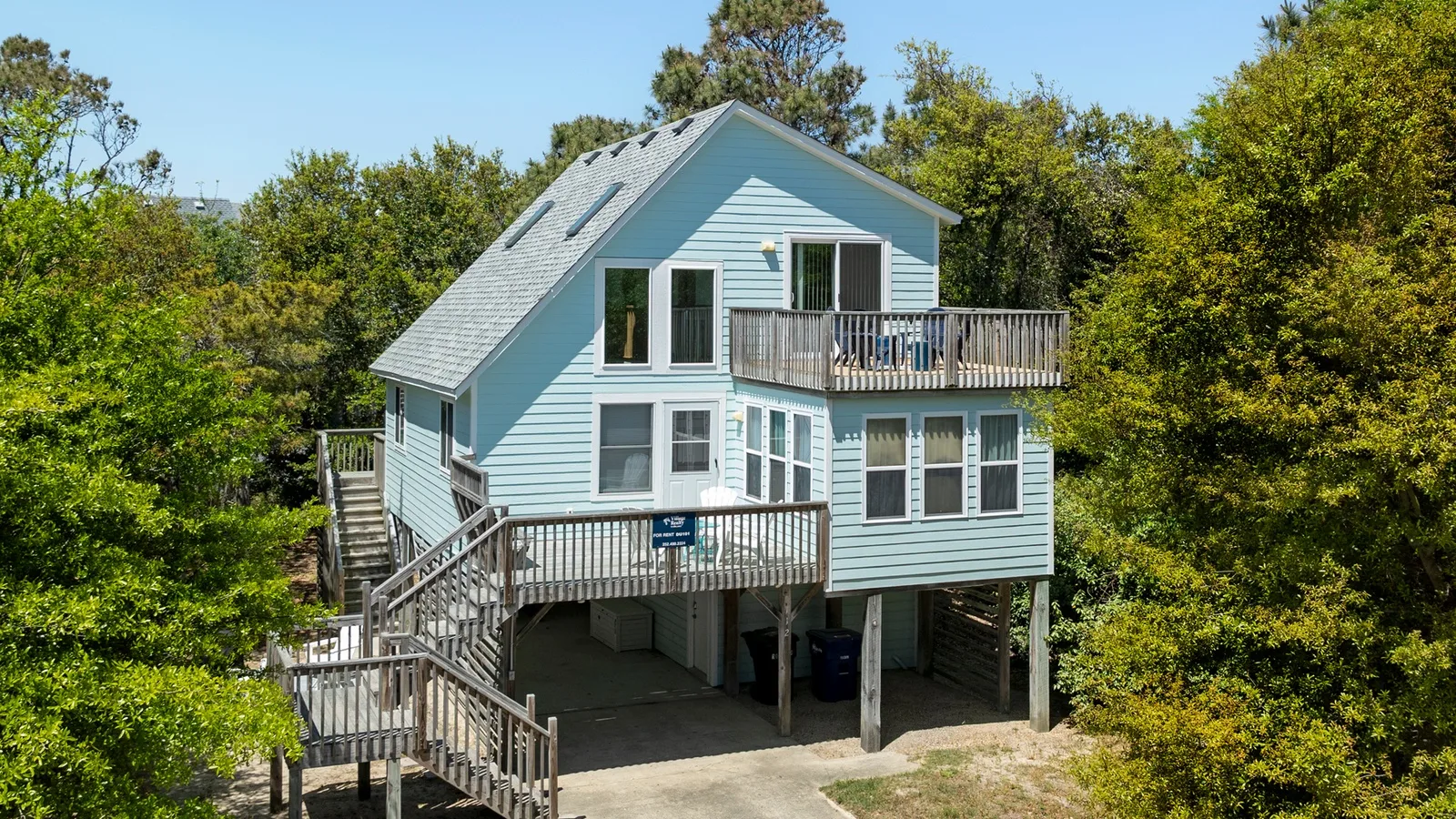 DU101: Easy Breezy - Village Realty — primary photo