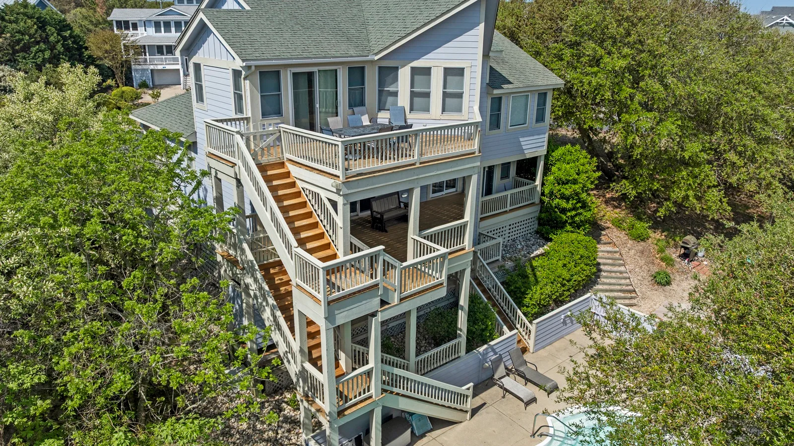 * DU226: Old KenDucky Home - Village Realty — primary photo