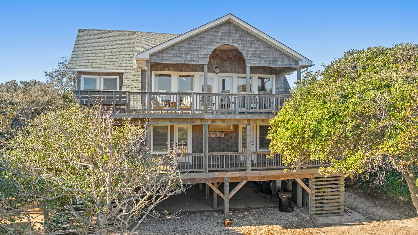 DU915: Boots to Beach - Village Realty — primary photo