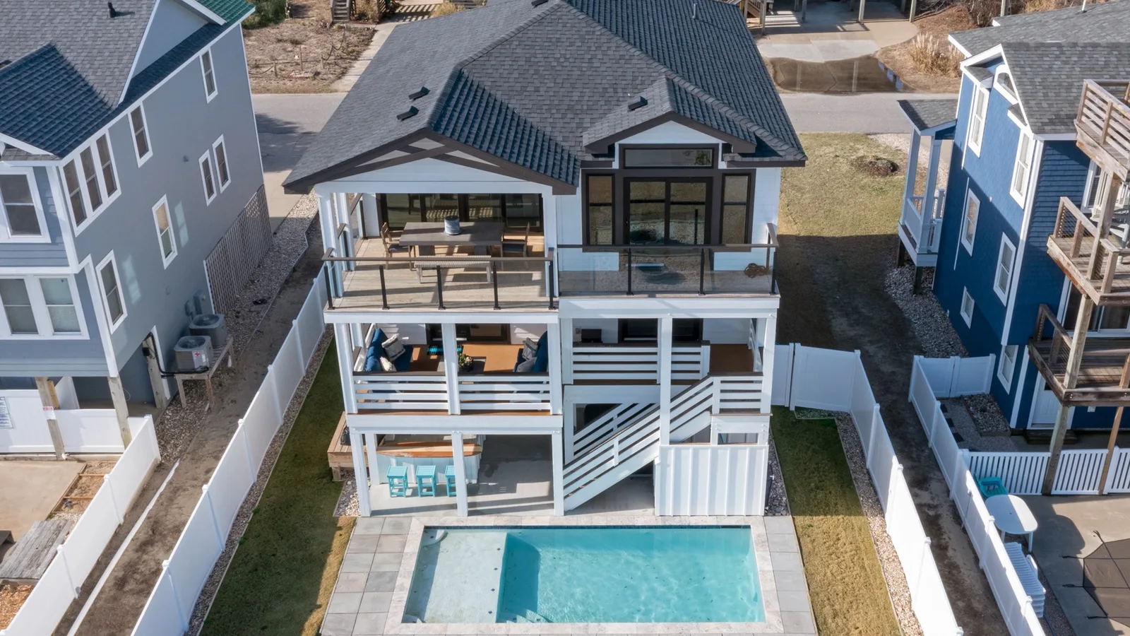 KH3521: Bourbon Beach House - Village Realty — primary photo