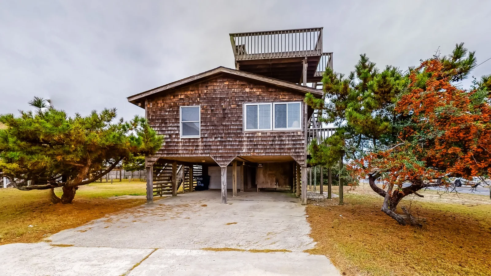 * KDN1819: The Duck Walk - Village Realty — primary photo