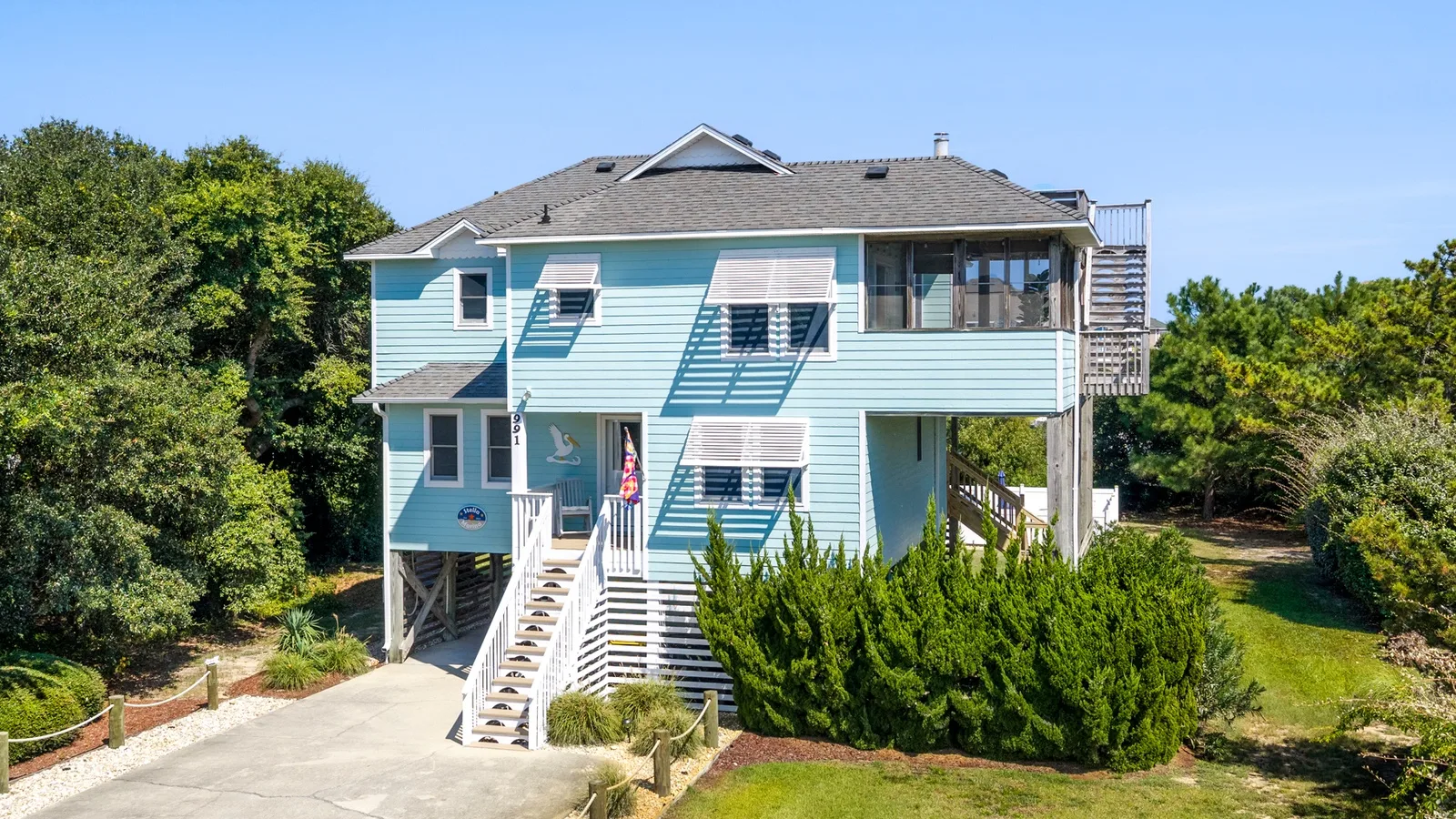 WH5991: Stella Marina - Village Realty — primary photo