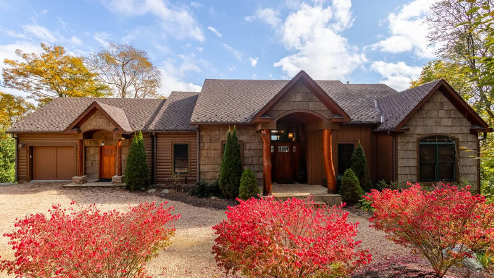 Buckhorn Lodge — primary photo
