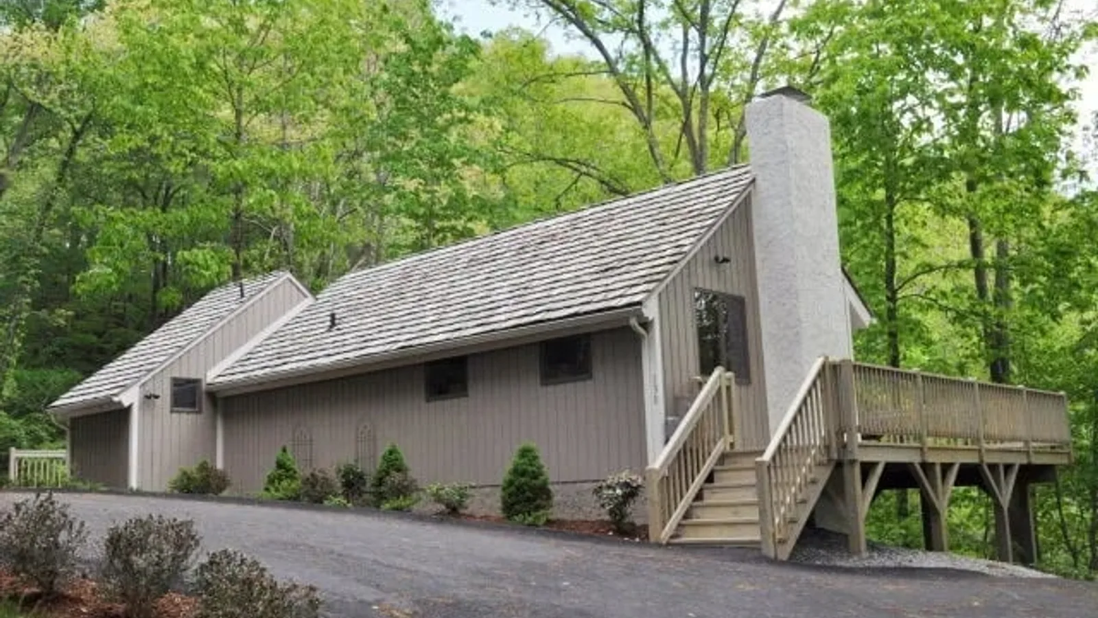 White Oak Cabin — primary photo