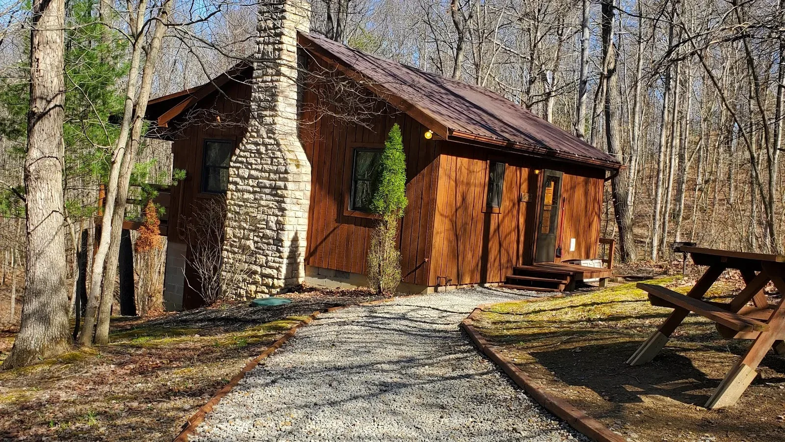 Western Lodge - Huge, w/Heated Pool, Hocking Hills — primary photo