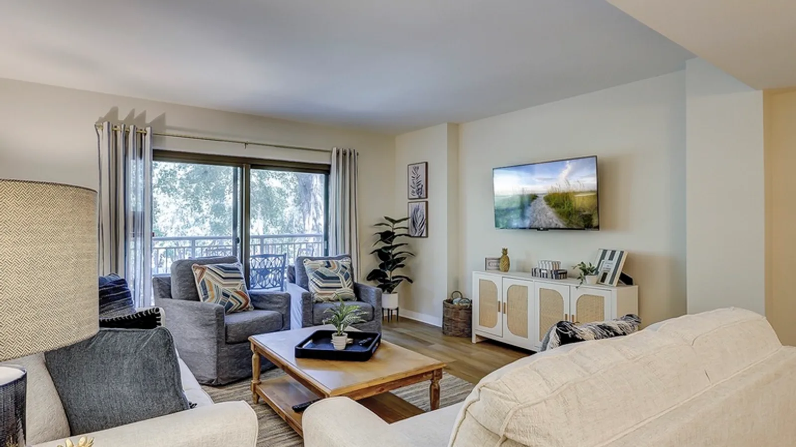 Ocean One 320 — primary photo